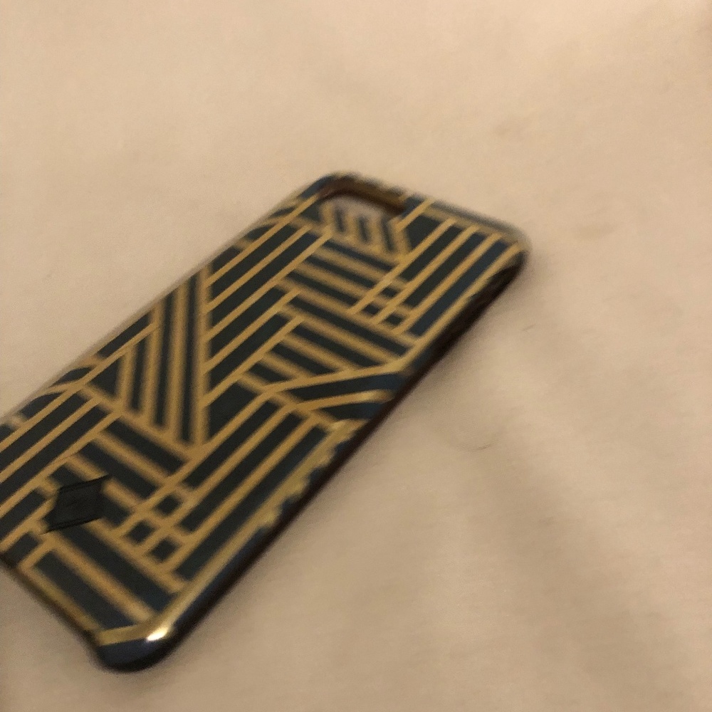 Vera Bradley Geo God Tone Blue iPhone 6 plus/8 plus Case - Picture 4 of 5